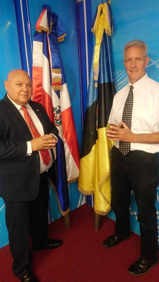 37280992_2166145370300083_9024111689196371968_n[1]